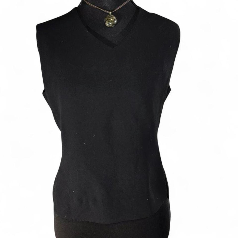 ✨ 90s Grunge Black French Connection V-Neck Vest ✨